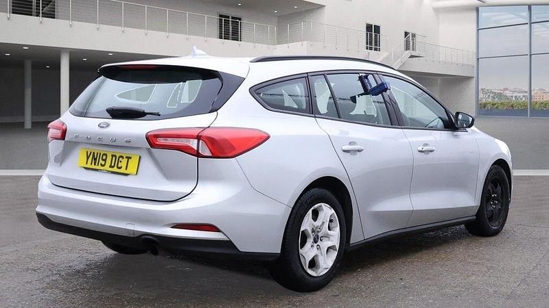 Used Ford Focus Style 2019 Silver Estate