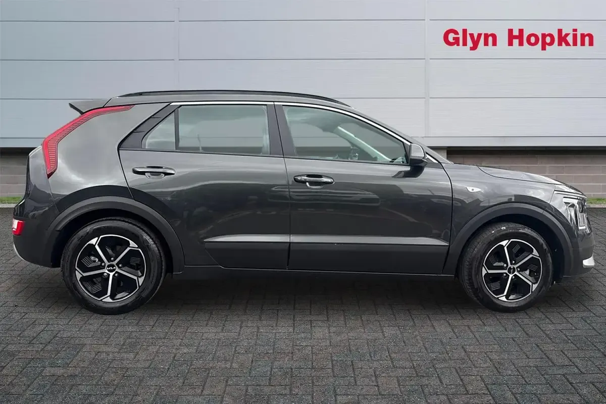 Used Kia Niro 2024 Grey SUV