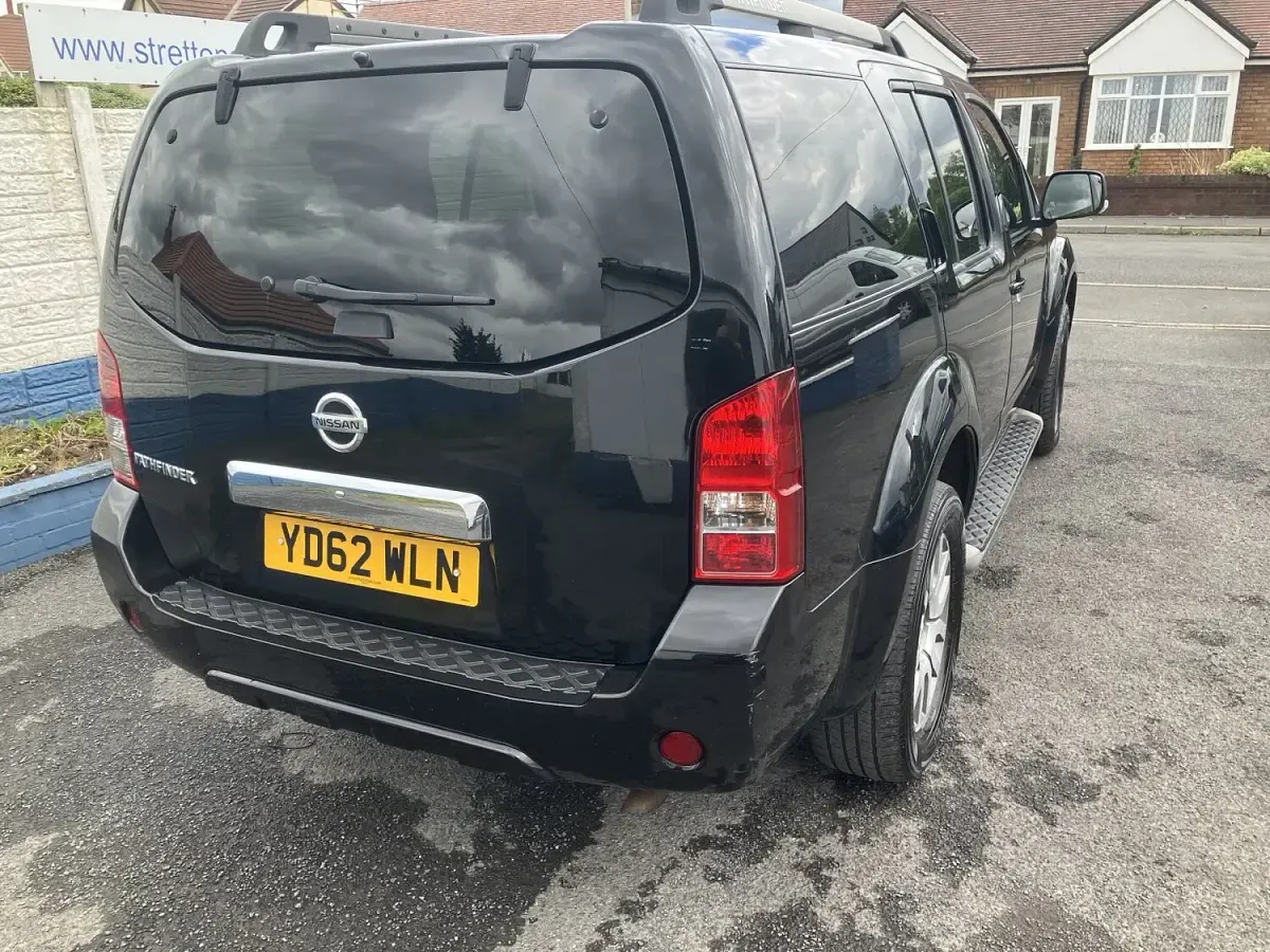 Used Nissan Pathfinder Tekna 2012 Black SUV