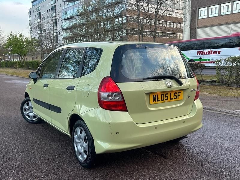 Used Honda Jazz S 78 HP (57 kW) 2005 Green Hatchback