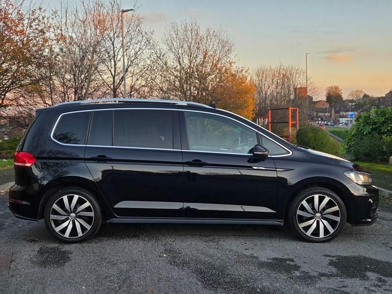 Used VW Touran R-line 2017 Black MPV