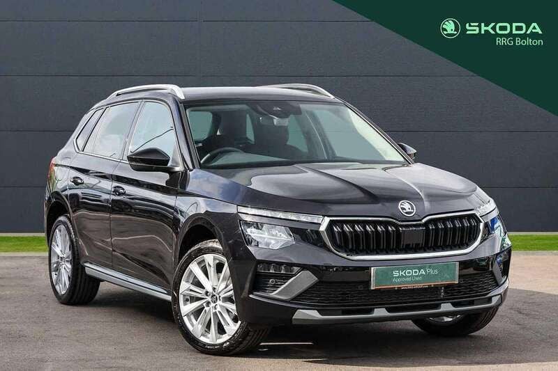 Black New 2025 Skoda Kamiq SE L SUV | £23,495 (Expensive) - Image 1/4