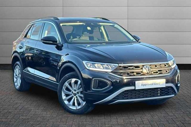 Used 2023 VW T-Roc SUV | £20,895 (Good price) - Image 1/4