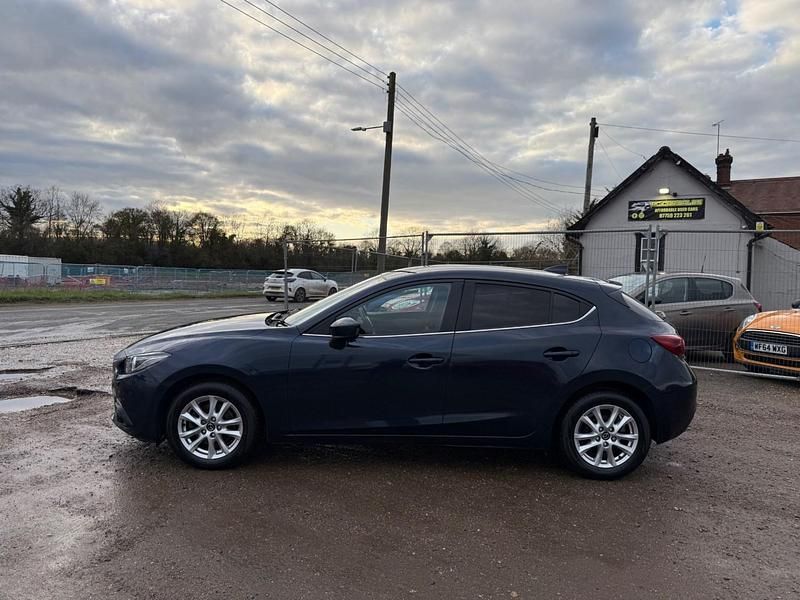 Used Mazda 3 150 HP (110 kW) 2016 Blue Hatchback