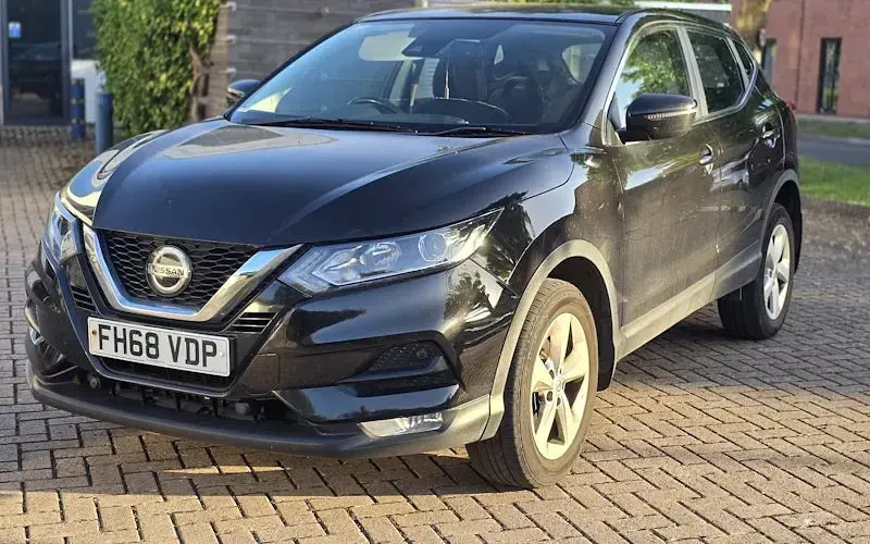 Used Nissan Qashqai Acenta Premium 116 HP (85 kW) 2019 Black SUV