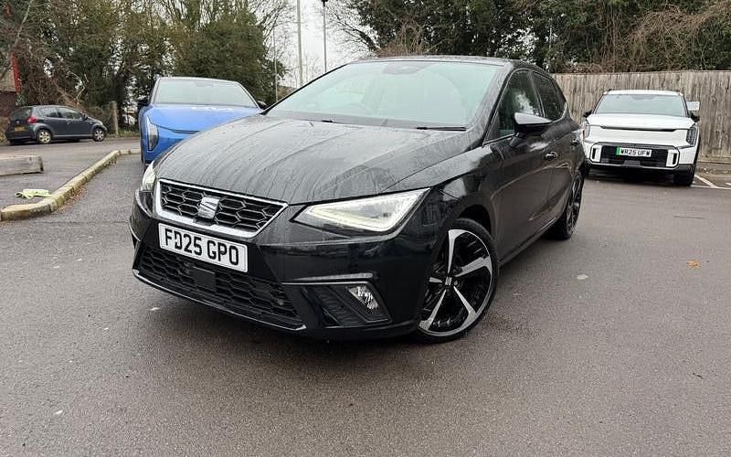 Used Seat Ibiza FR Sport 116 HP (85 kW) 2025 Black Hatchback