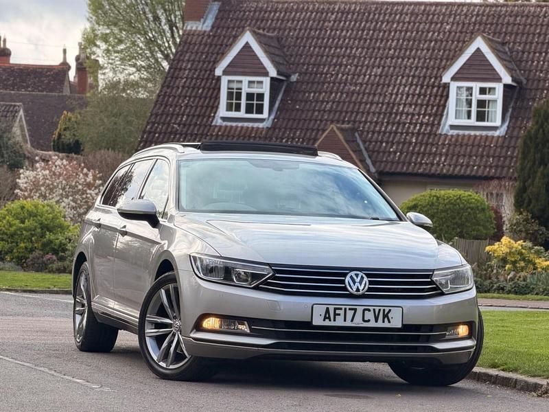 Begagnad VW Passat GT 150 HK (110 kW) 2017 Silver Kombi