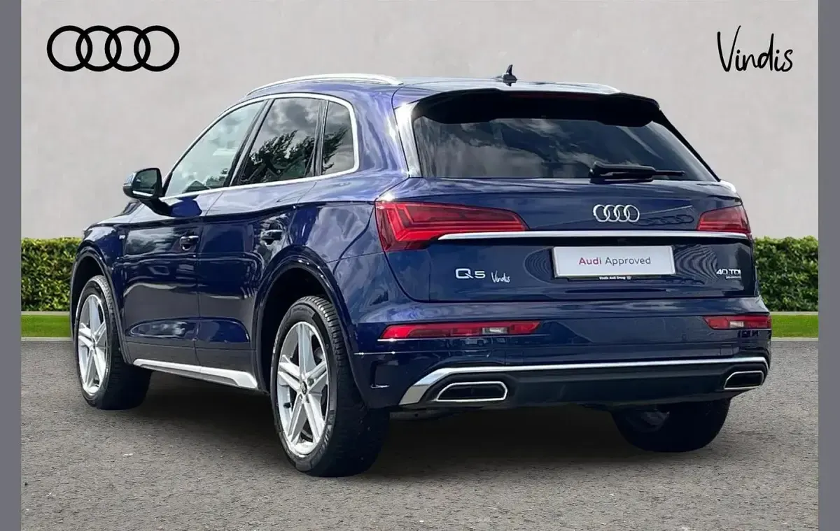 Used Audi Q5 S-Line 200 HP (147 kW) 2023 Blue SUV