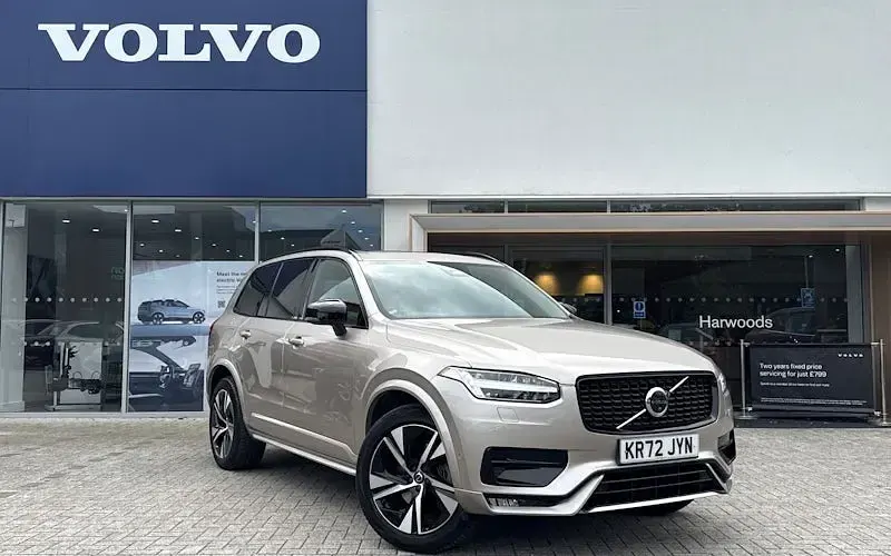 Used Volvo XC90 Plus 250 HP (183 kW) 2025 SUV