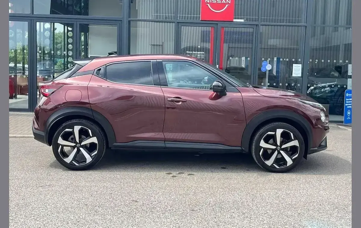Used Nissan Juke Tekna 112 HP (82 kW) 2024 Red SUV