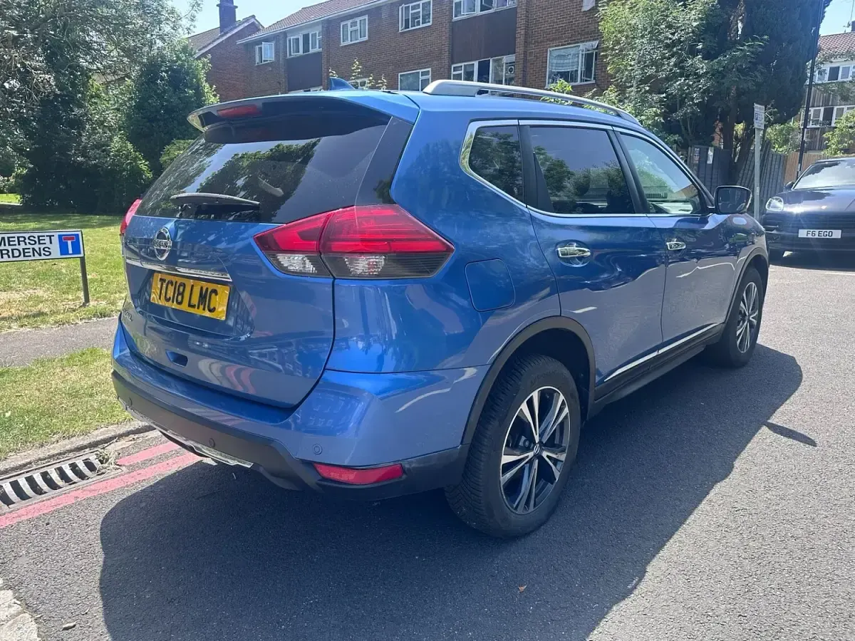 Used Nissan X-Trail N-Connecta 130 HP (95 kW) 2018 Blue SUV