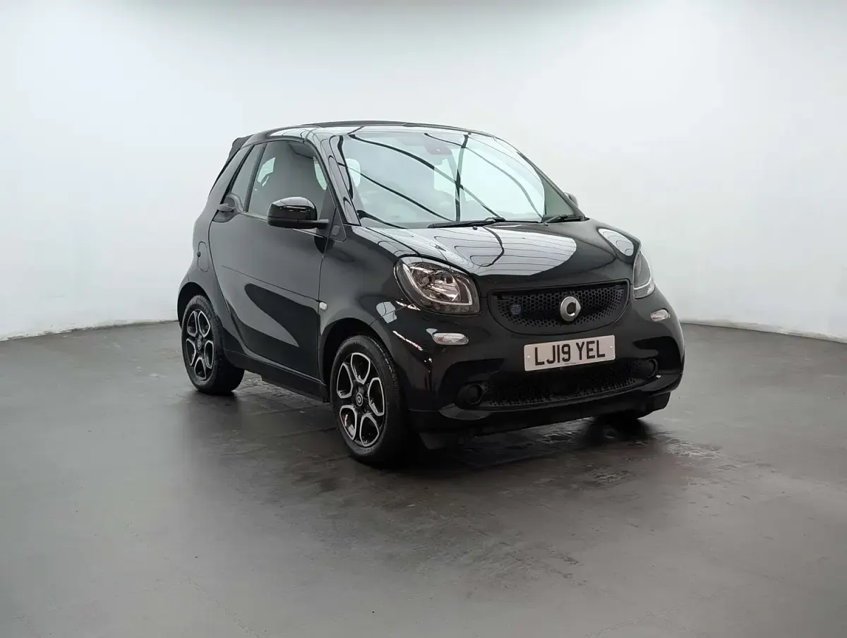 Used Smart ForTwo Electric Drive Premium 22 kW (30 HP) 2019 Black Cabriolet