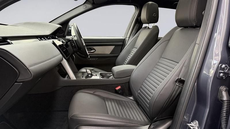 Used Land Rover Discovery Sport SE Dynamic 2025 Blue SUV