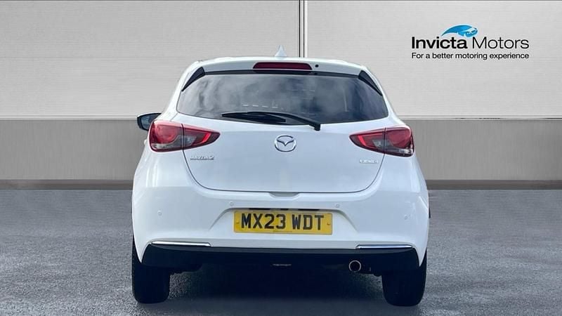 Used Mazda 2 Inclusive 116 HP (85 kW) 2023 White Hatchback