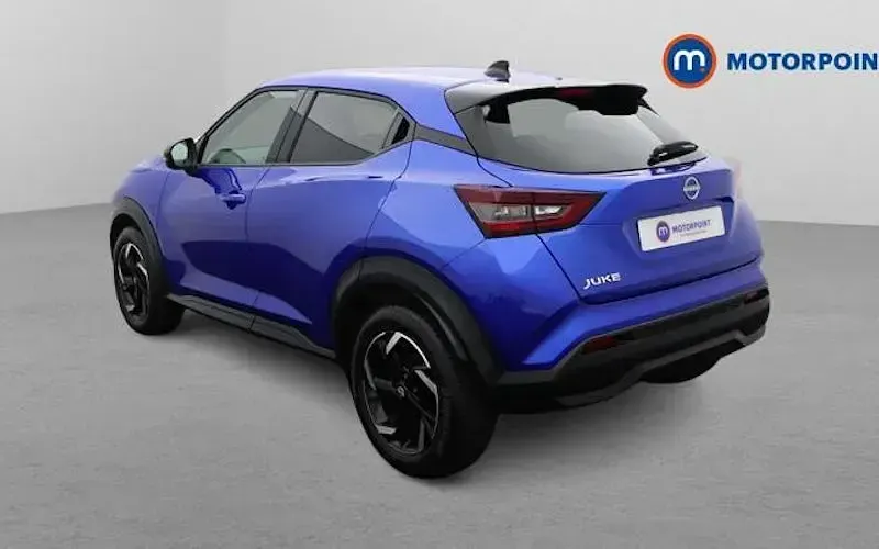 Used Nissan Juke N-Connecta 114 HP (83 kW) 2023 Blue SUV