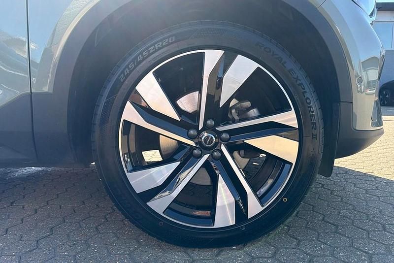 Used Volvo XC40 Ultra 161 HP (118 kW) 2025 Green SUV
