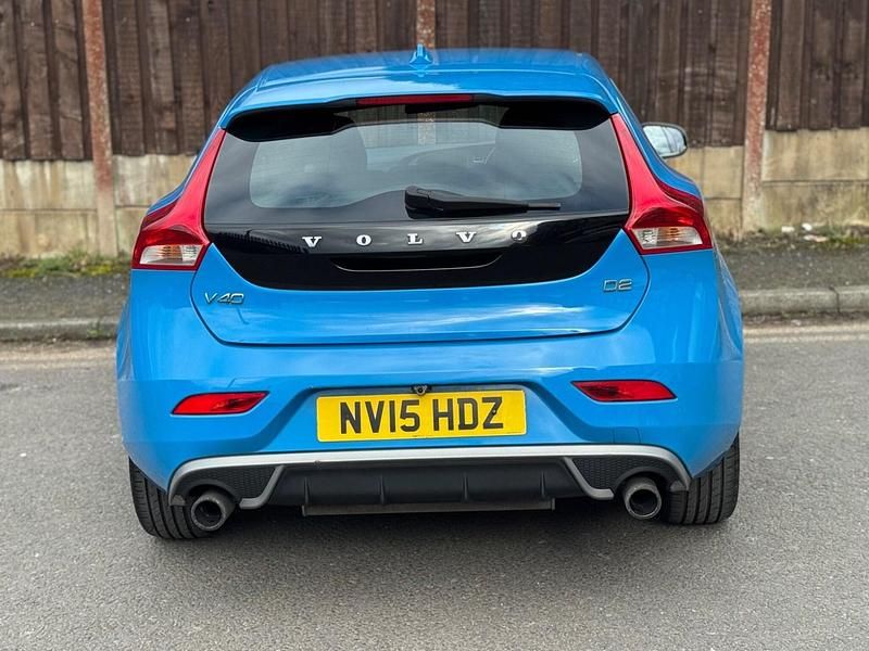 Used Volvo V40 R-Design 2015 Blue Hatchback
