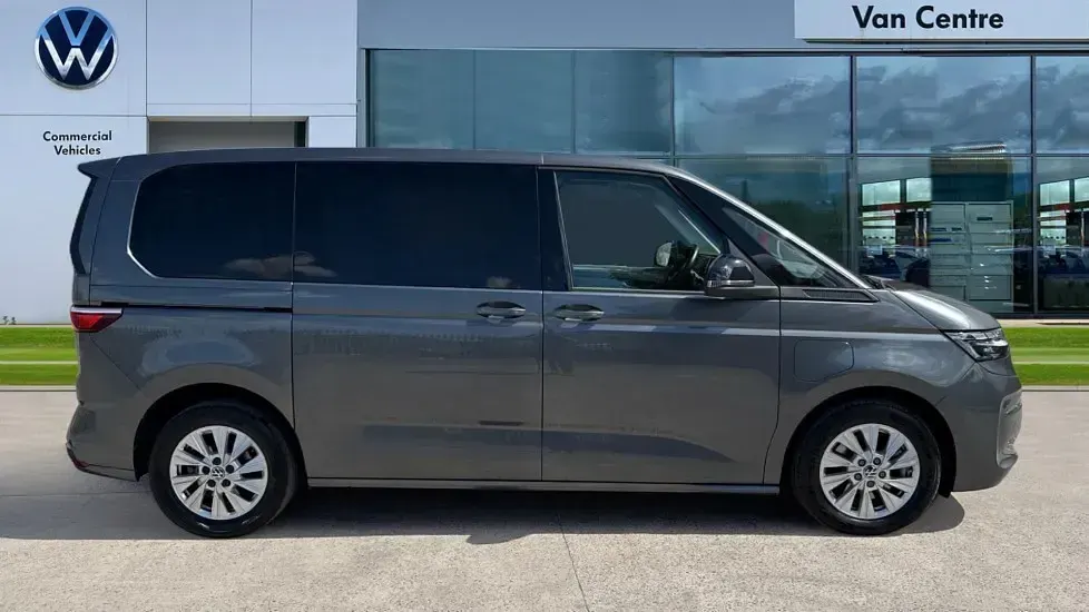 Used VW Multivan Life 218 HP (160 kW) 2024 Indium grey metallic MPV