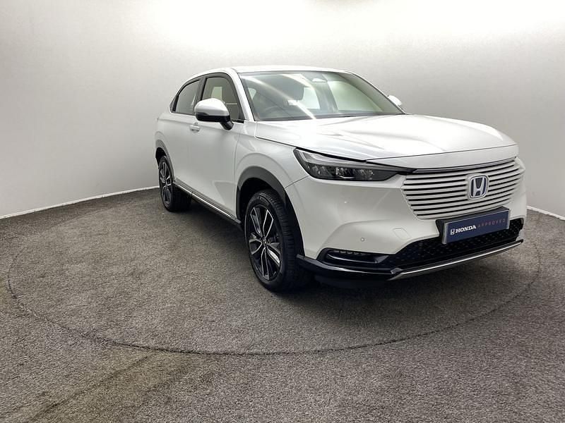 Used Honda HR-V Advance 2024 White SUV