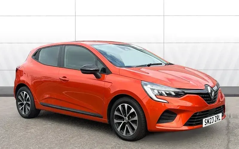 Used Renault Clio Evolution 90 HP (66 kW) 2023 Hatchback