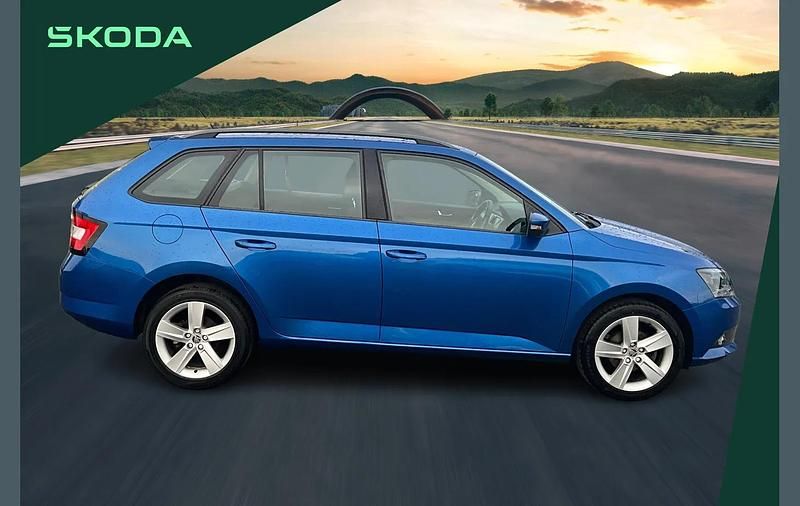 Used Skoda Fabia SE L 88 HP (64 kW) 2017 Blue Estate