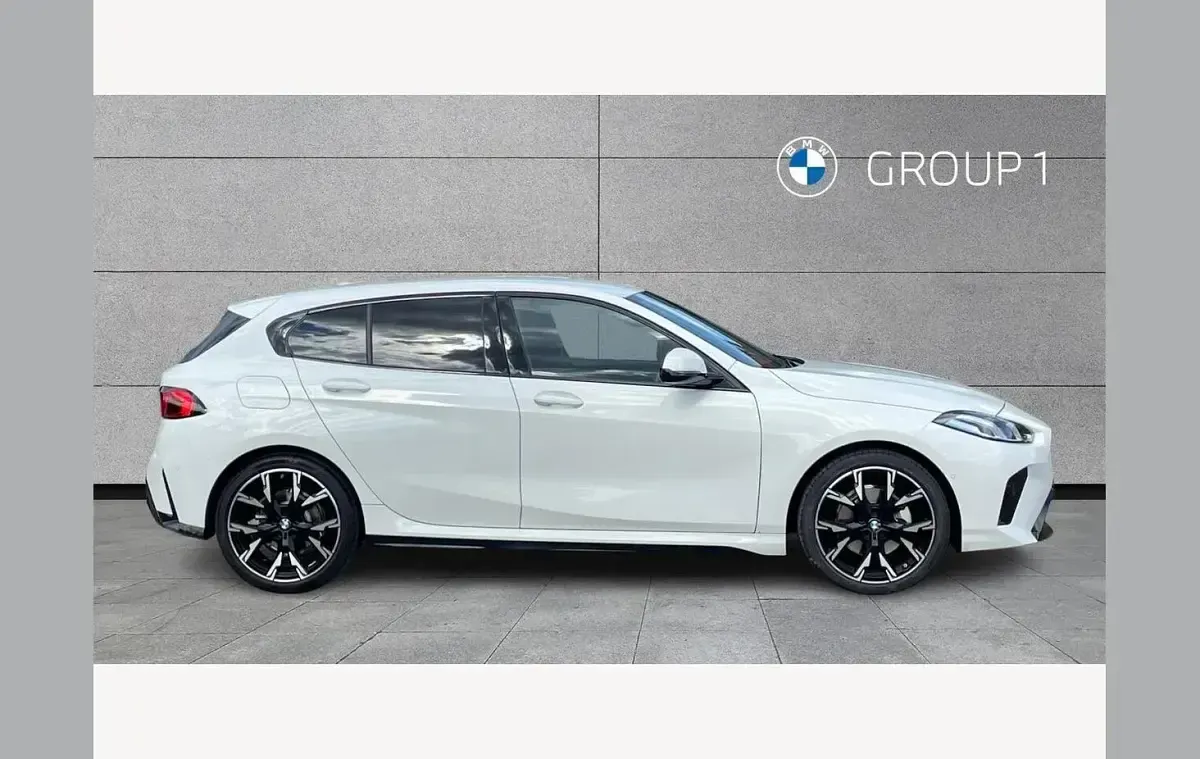 Used BMW 120 M Sport 170 HP (125 kW) 2026 White Hatchback