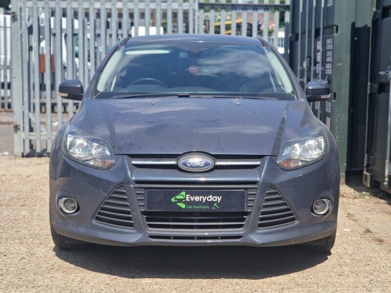 Grey Used 2013 Ford Focus Zetec Hatchback | £599 - Image 1/3