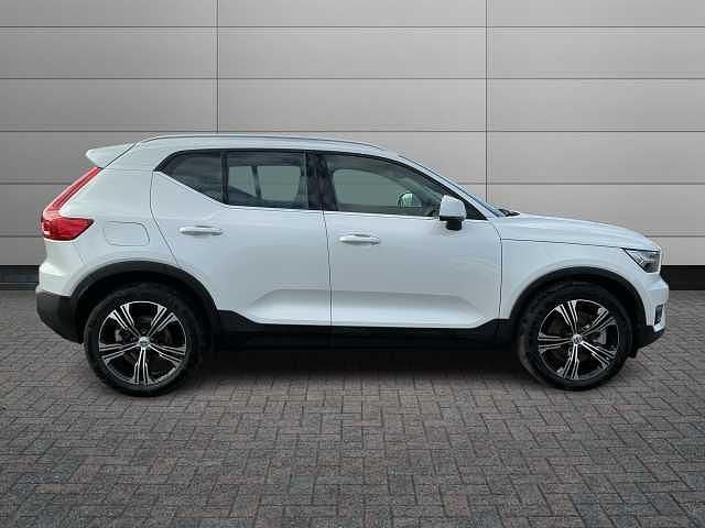 Used Volvo XC40 Inscription 208 HP (152 kW) 2021 SUV