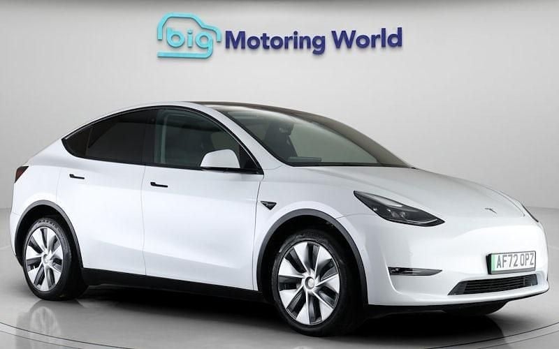 Used 2025 Tesla Model Y Long Range AWD SUV | £25,300 (Super price) - Image 1/4