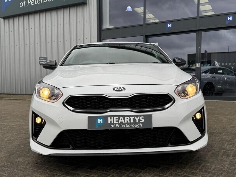 Used Kia ProCeed GT-Line 158 HP (116 kW) 2021 White Estate