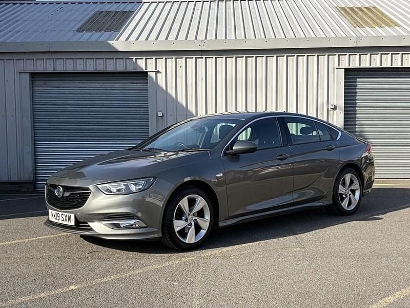 Used Vauxhall Insignia SRi 165 HP (121 kW) 2019 Grey Hatchback