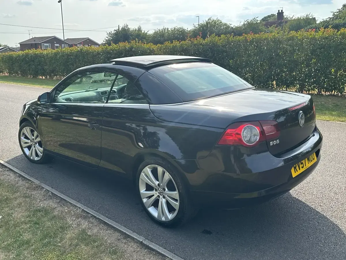 Used VW Eos Individual 140 HP (102 kW) 2007 Black Cabriolet