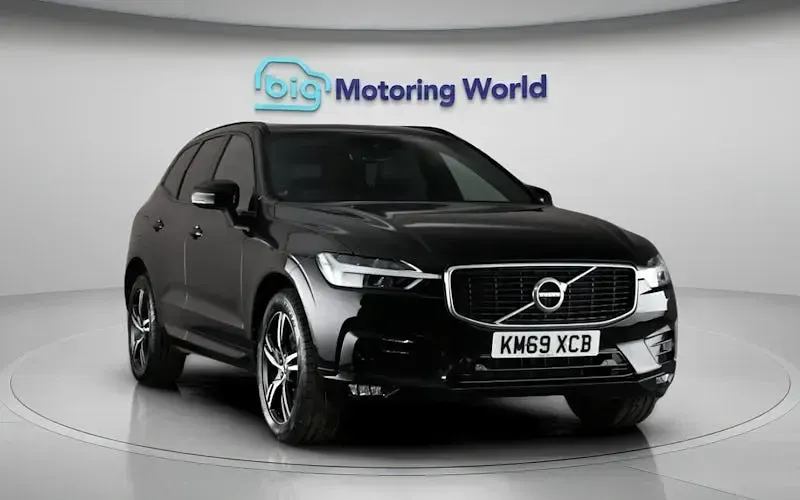 Used Volvo XC60 R-Design 197 HP (144 kW) 2021 SUV