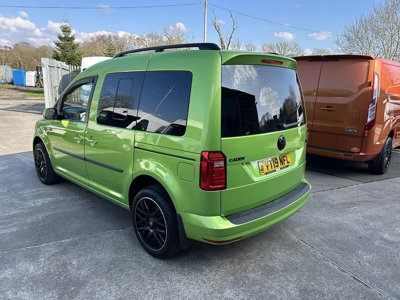 Used VW Caddy Maxi Life Life 102 HP (75 kW) 2019 Green MPV