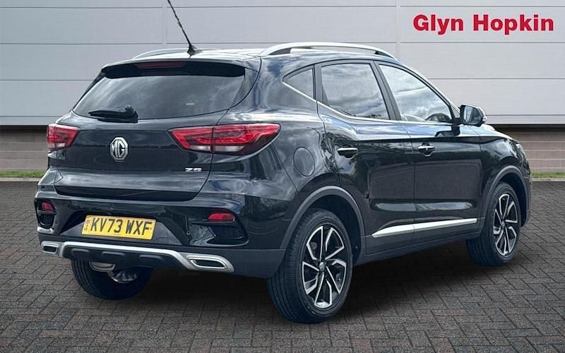 Usado MG ZS Exclusive 111 HP (81 kW) 2023 Preto SUV