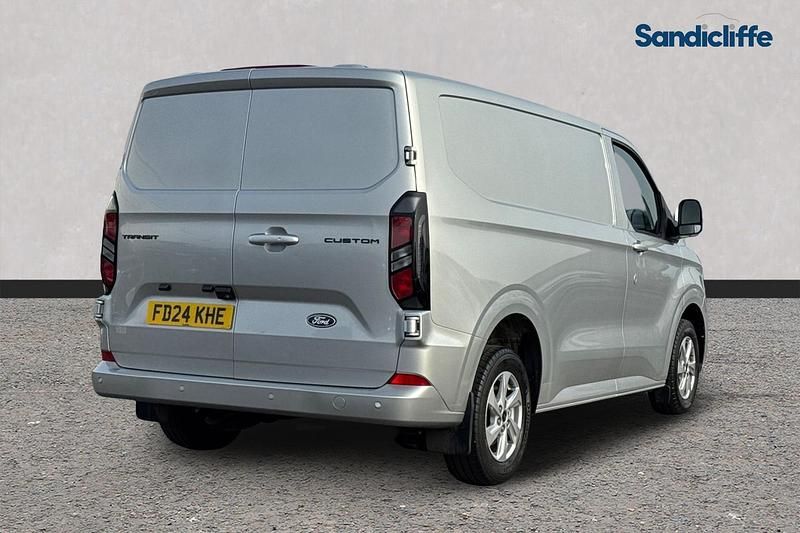 Used Ford Transit Custom Limited 136 HP (100 kW) 2026 Moondust silver Van