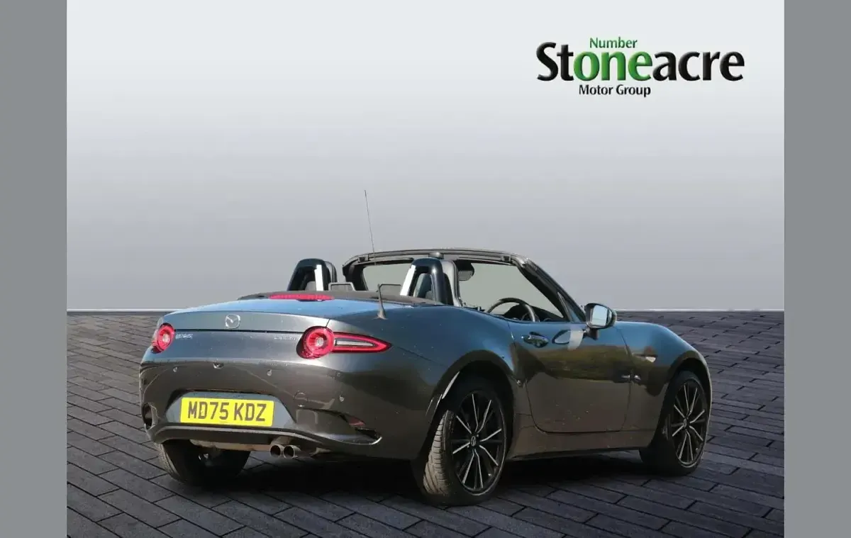 Ny Mazda MX5 Exclusive-Line 184 HK (135 kW) 2025 Grå Cab
