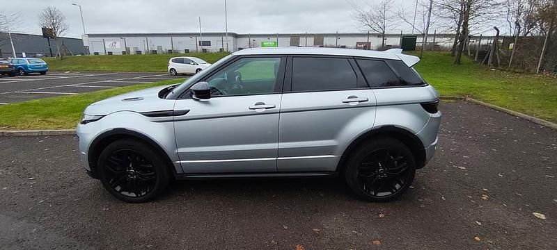 Used Land Rover Range Rover evoque HSE Dynamic 178 HP (130 kW) 2018 Silver Estate