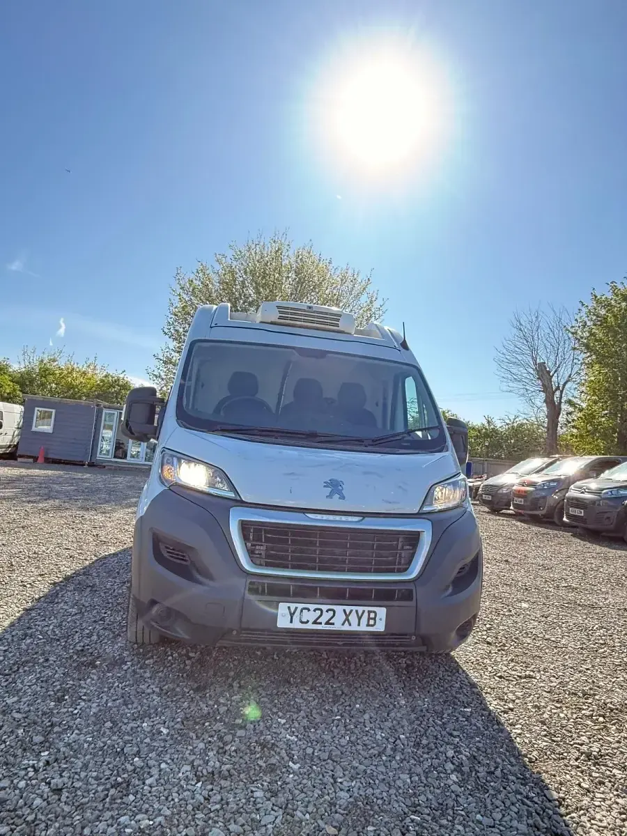Second-hand Peugeot Boxer 2022 Alb Van
