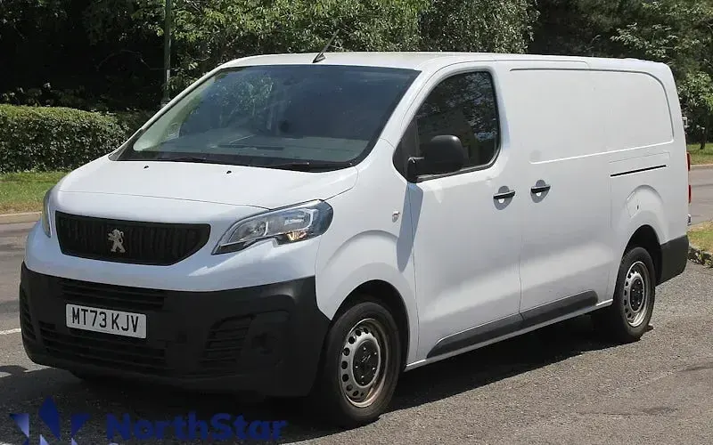 Used Peugeot Expert Premium 144 HP (105 kW) 2023 Van