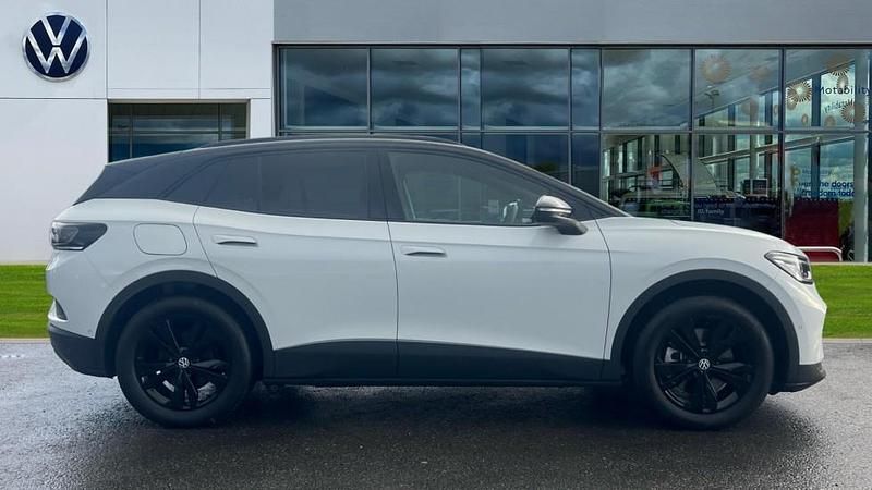 New VW ID.4 Black Edition 210 kW (286 HP) 2025 Glacier white metallic black SUV