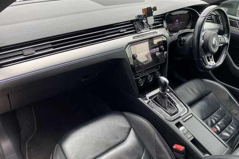 Used VW Arteon 150 HP (110 kW) 2019 Hatchback