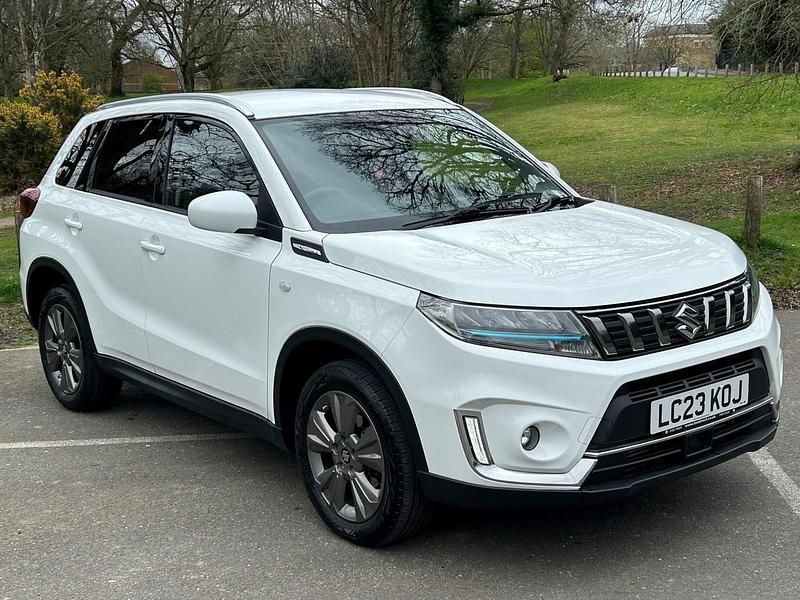 Used Suzuki Vitara SZ-T 129 HP (94 kW) 2023 White SUV