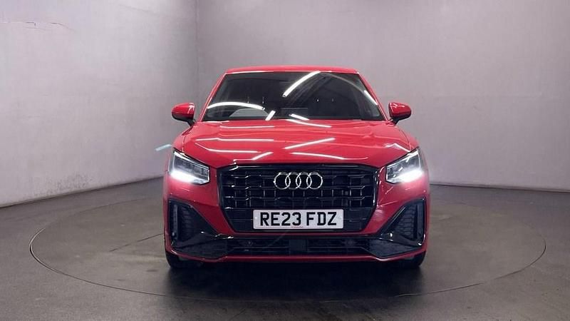 Used Audi Q2 S-Line 150 HP (110 kW) 2023 Red SUV