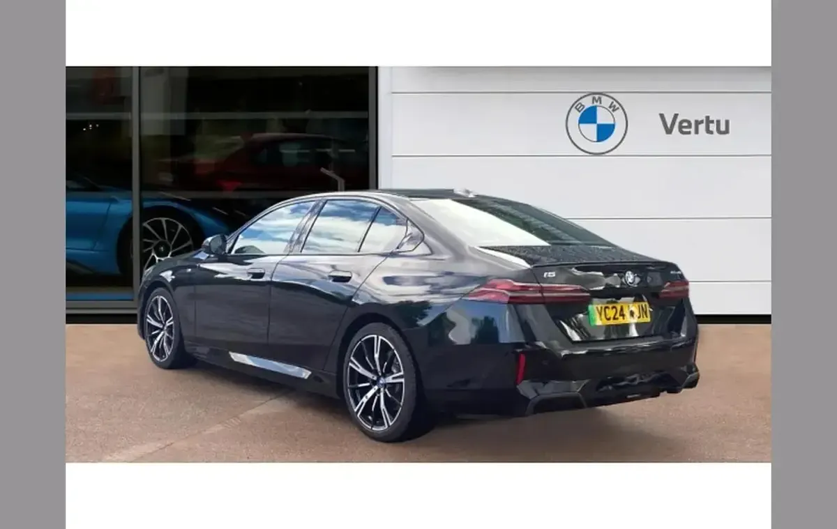 Used BMW i5 M Sport 245 kW (334 HP) 2024 Black Sedan