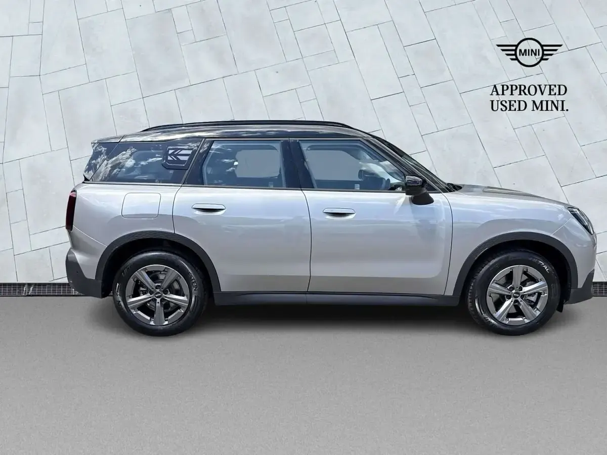 Used Mini Countryman Classic 170 HP (125 kW) 2025 Silver SUV