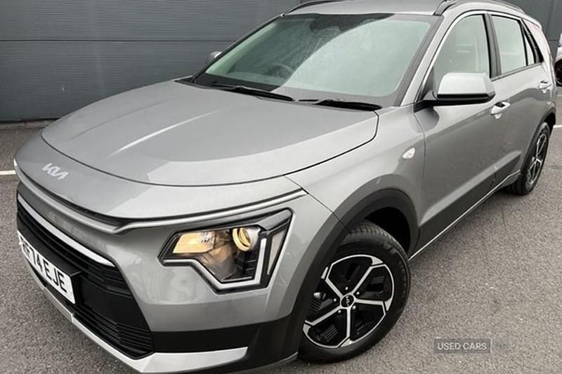 Grey New 2025 Kia Niro 2 SUV | £25,995 (Expensive) - Image 1/1