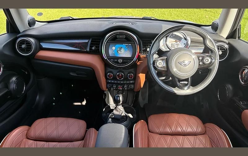 Used Mini Cooper Exclusive 136 HP (100 kW) 2021 Grey Hatchback