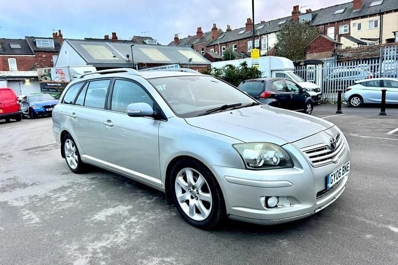 Silver Used 2006 Toyota Avensis T4 Estate | £749 (Super price) - Image 1/1
