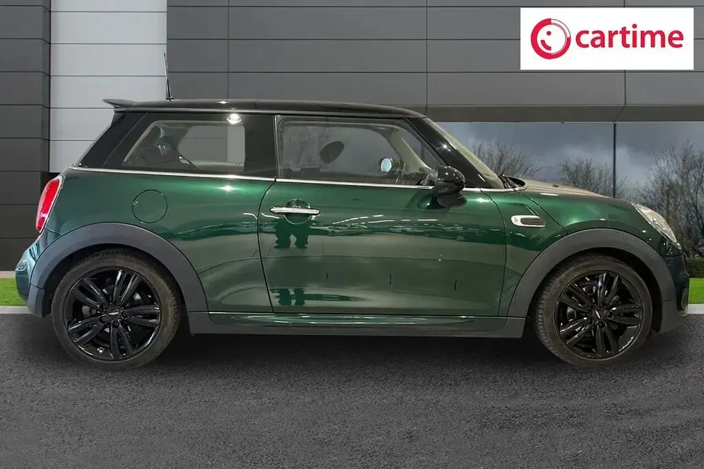 Used Mini Cooper D Hatch 116 HP (85 kW) 2017 Green Hatchback